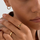 Overlapping Crystal Statement Ring