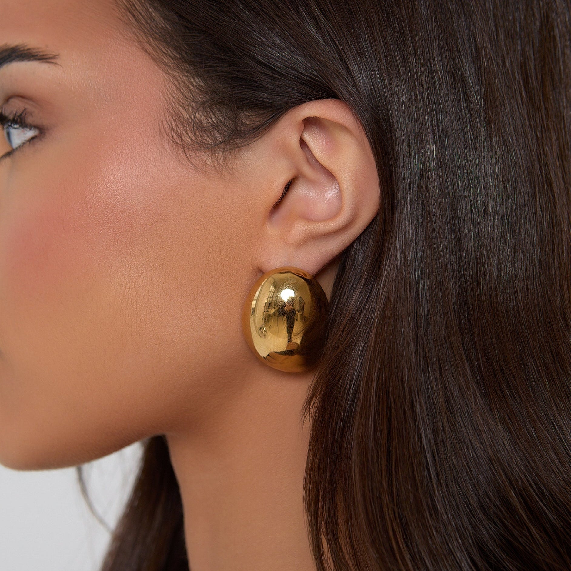 18K GOLD OVAL EARRINGS