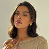 RECTANGULAR STUD EARRINGS GOLD