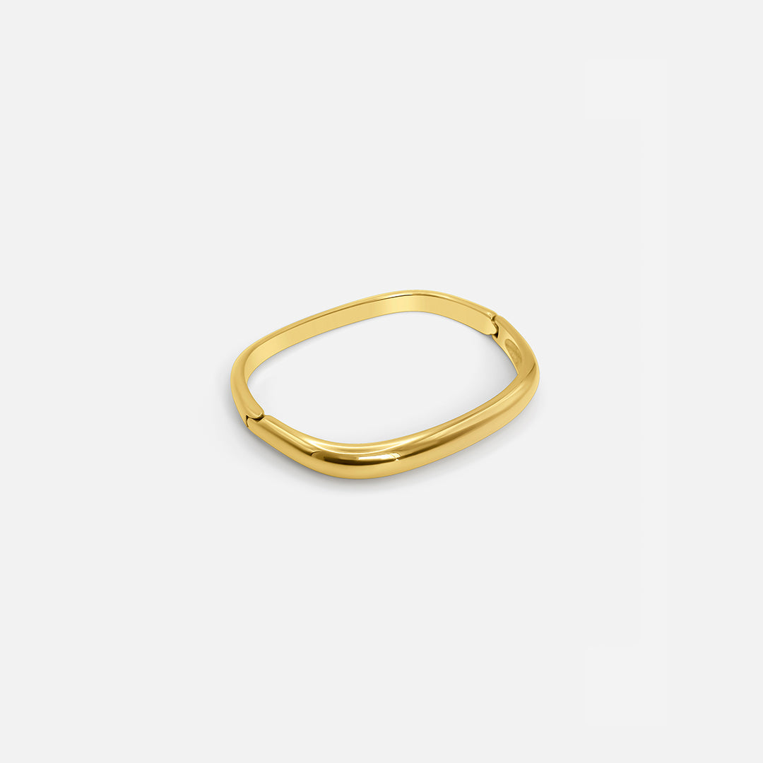 RECTANGULAR GOLD BRACELET
