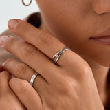 Overlapping Crystal Statement Ring